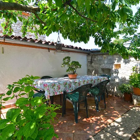 With A - C In Porec-istrien 44243