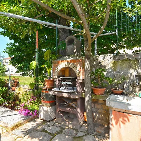 With A - C In Porec-istrien 44243 Porec