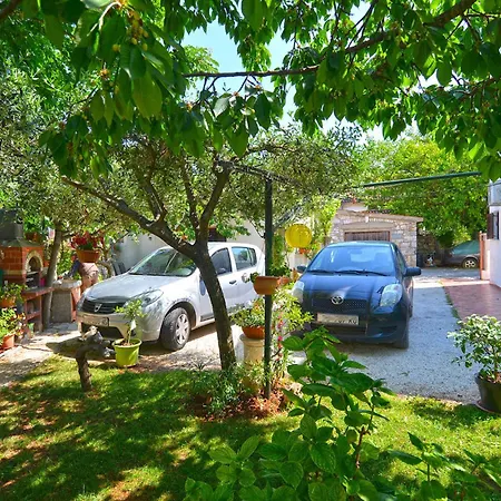 With A - C In Porec-istrien 44243 Apartment *